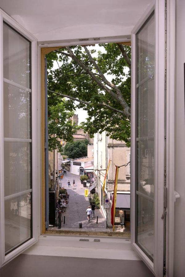 Le Nostradamus - Magnifique Appartement Cours Principal Plein Centre Avec Parking Salon-de-Provence Exterior foto