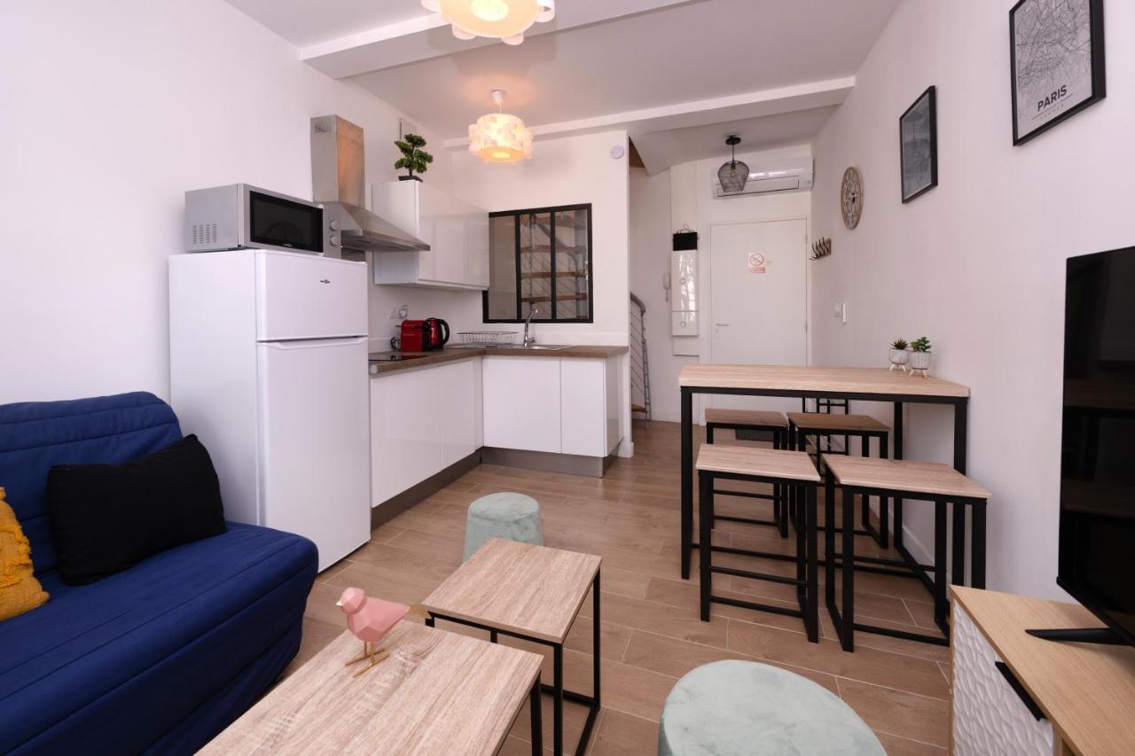Le Nostradamus - Magnifique Appartement Cours Principal Plein Centre Avec Parking Salon-de-Provence Exterior foto